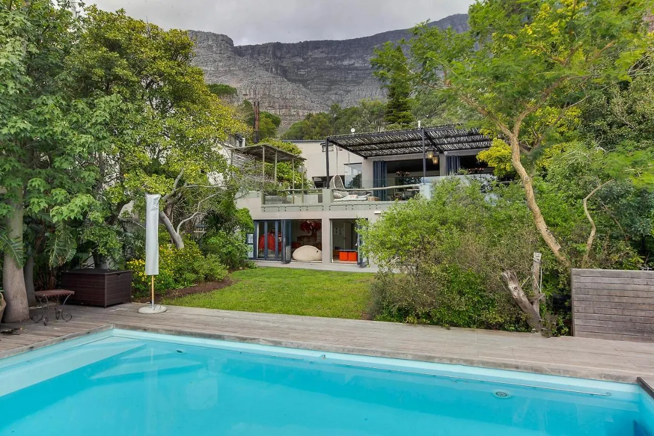 Solar-Powered Table Mountain Retreat Villa Cape Town