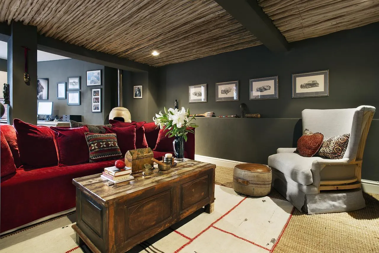 Solar-Powered Table Mountain Retreat Villa Cape Town