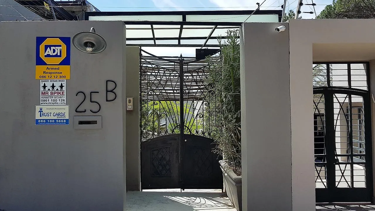 Solar-Powered Table Mountain Retreat Villa Cape Town South Africa